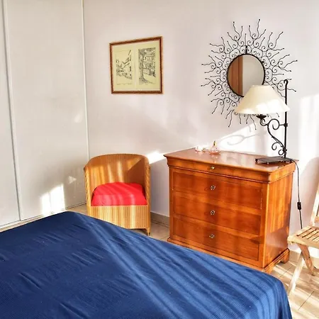 Hesperia, Spacieux Et Lumineux Apartment *